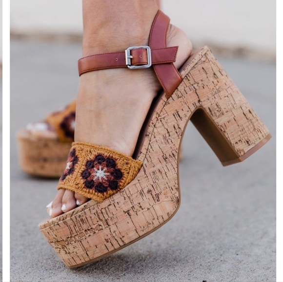 Saleπ₯° Bamboo flirty fun boho flower child Hippie chick cork  floral jute  heels - Picture 4 of 6